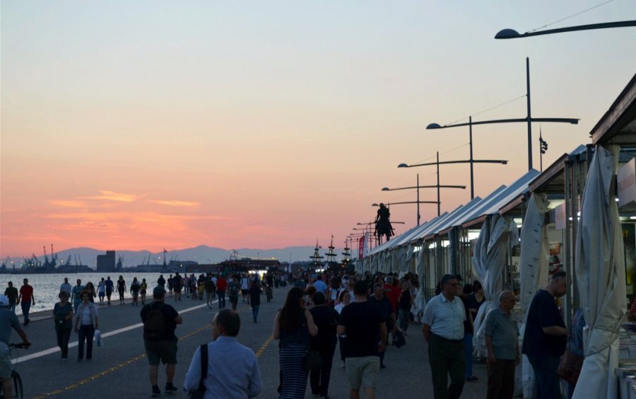 Ξεκίνησε το Φεστιβάλ Βιβλίου στην Παραλία!